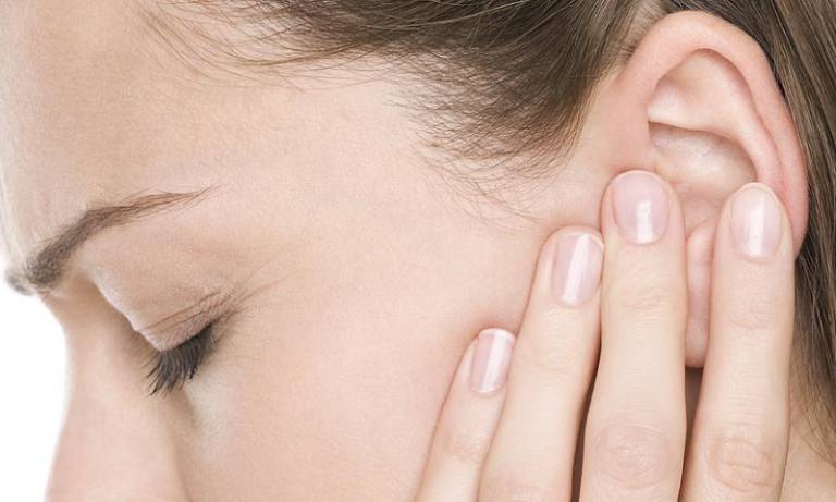 Nguyên nhân gây bệnh chàm tai