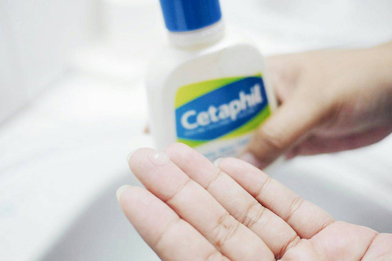 Hướng dẫn cách sử dụng sữa rửa mặt Cetaphil